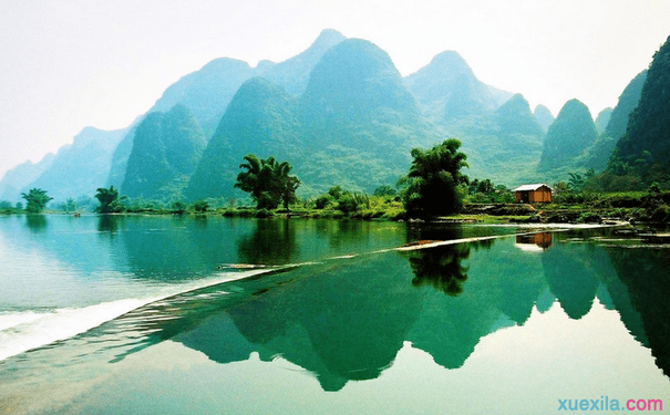 美丽的小兴安岭伊春,夏季来临的时候,青山绿水是最美的风景,再着美丽