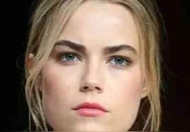 瑞贝卡·瑞滕豪斯