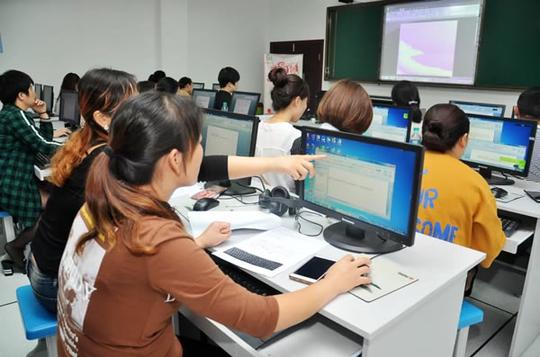 九江创客大学电商创业培训班八期正式开班