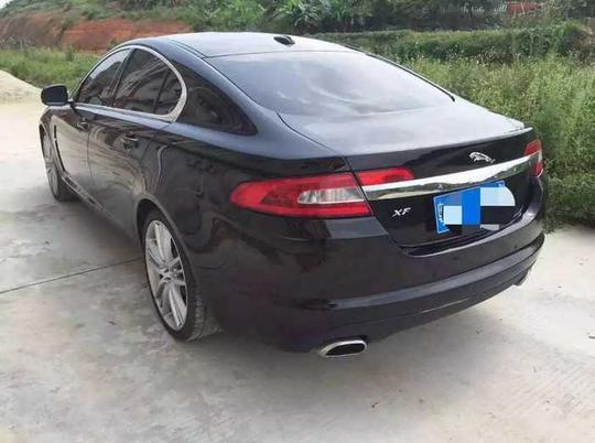 12年捷豹xf5.0排量黑色黑笼