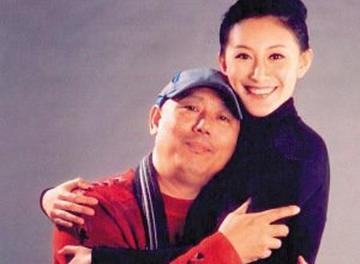 老牛吃嫩草的表情包搞笑gif