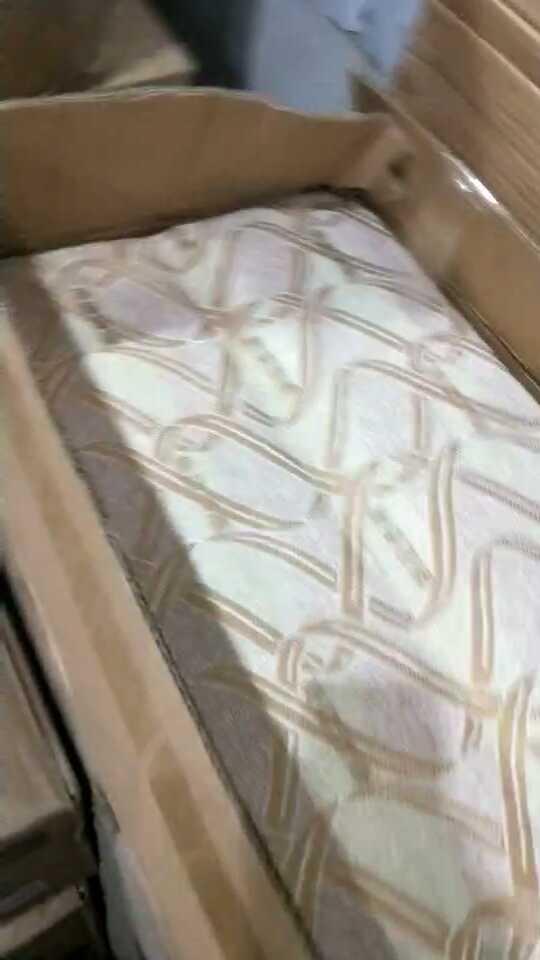 康姿百德床垫1米×1.9.×0.2，