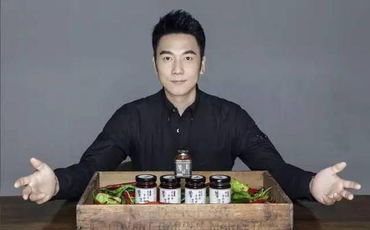 明星辣酱火速走红，创业歌手转身变“饭爷”!