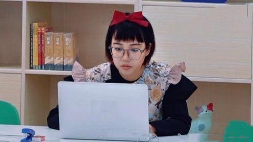 《上班啦妈妈》嘉宾被骂上热搜!私自动用同事电脑，称是借鉴文稿
