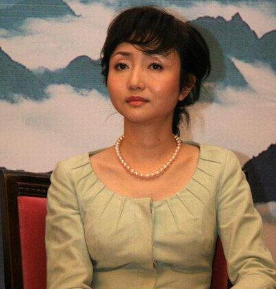 瑜老板老公-eo李瑜就将与丈夫一起开始夫妻双双创业的新历程,"新公司在上海