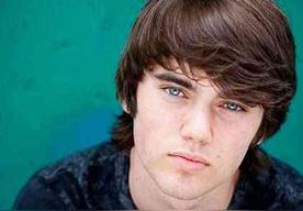 卡梅隆·布莱特