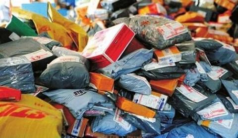 价值3万虫草粉被寄丢在快递公司找到破损包裹