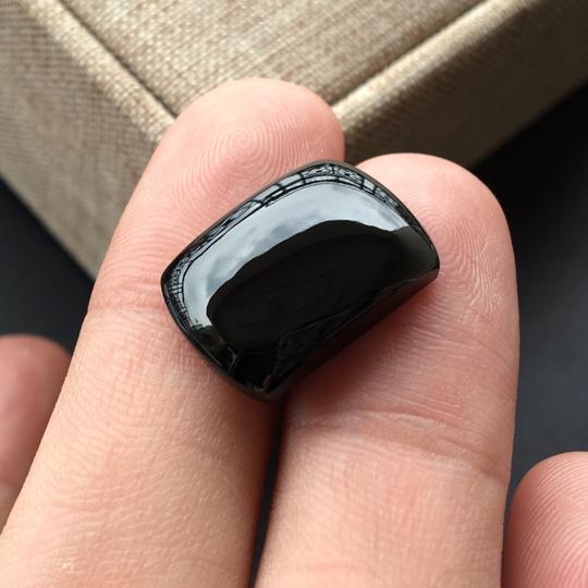 (超值推荐)冰种墨翠马鞍形戒面