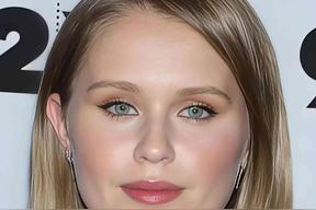 伊莱扎·斯坎伦