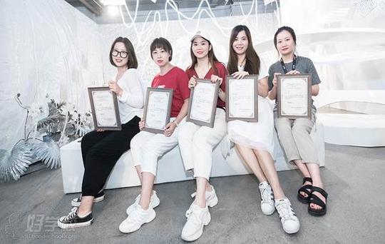 艾拉婚礼学院学员风采