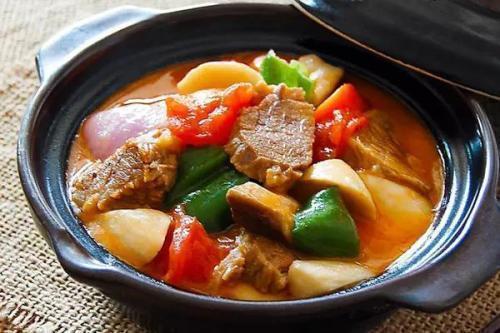 番茄炖牛肉