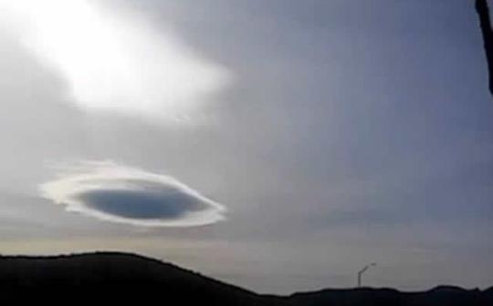 外星人飞船还是自然现象?实拍天空出现的飞碟云