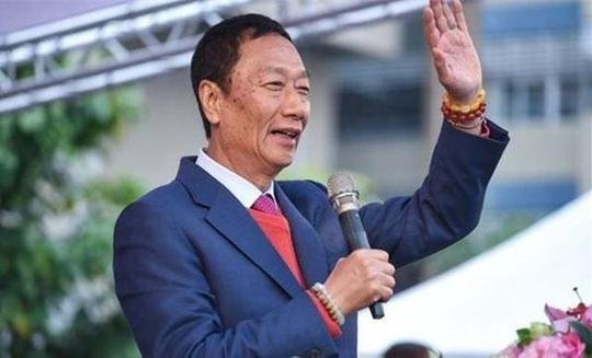 彻底“翻车”印度，跪舔美国再三作妖的郭台铭，如今终于迎来报应