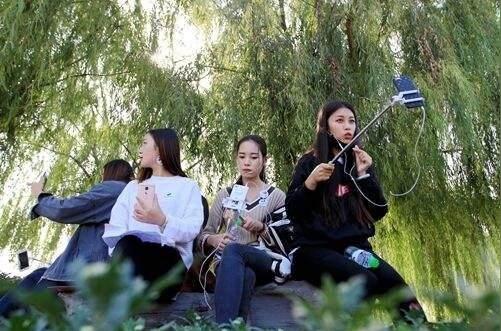 在农村，很多人想赚钱却没有好门路?以下两个“小生意”有前途