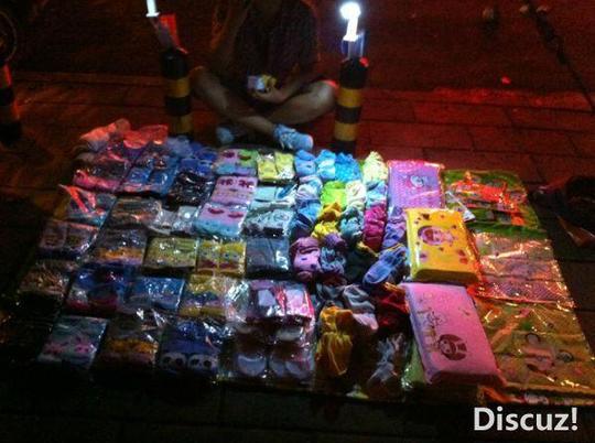 摆地摊卖什么最赚钱,新手卖袜子的五大理由