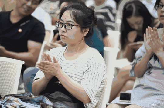 就让我们通过他们的故事,聆听他们的感悟,共同探讨青年创业中的那些"