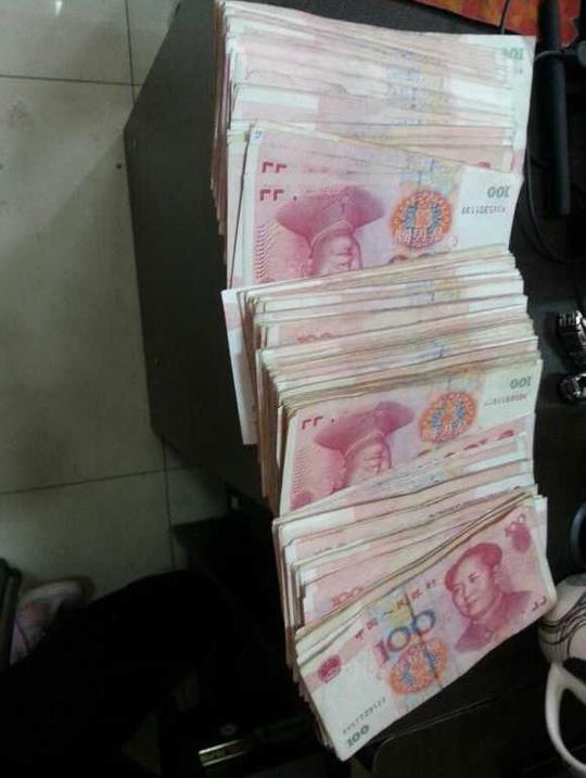3个月前加盟的客户网店一个月赚了两万多块钱,小伙伴你
