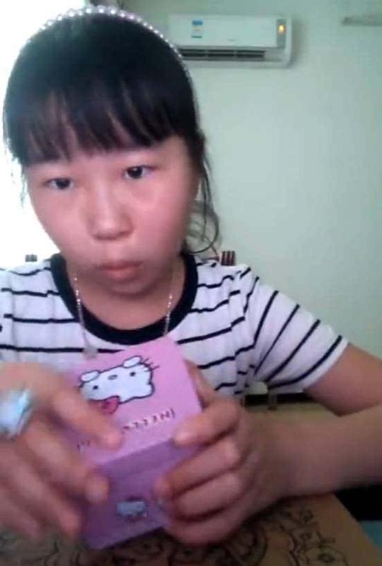 00后小学生录视频炫富:你们买不起!壕的世界我真的不懂