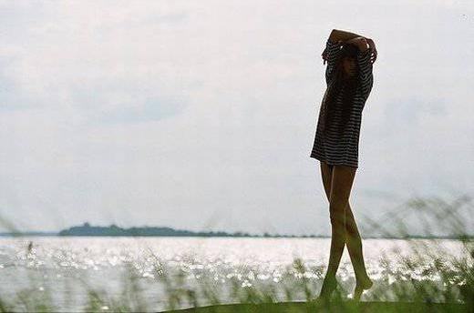 片非主流女生伤感背影素材