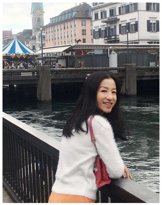小红姐姐看世界被天使亲吻的苏黎世湖