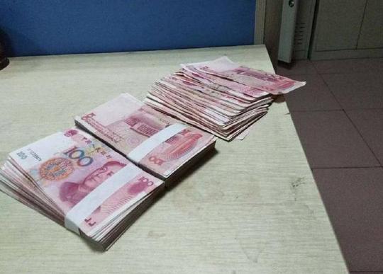 丈夫做生意10天赔了50万,妻子了解真相后,她愣了