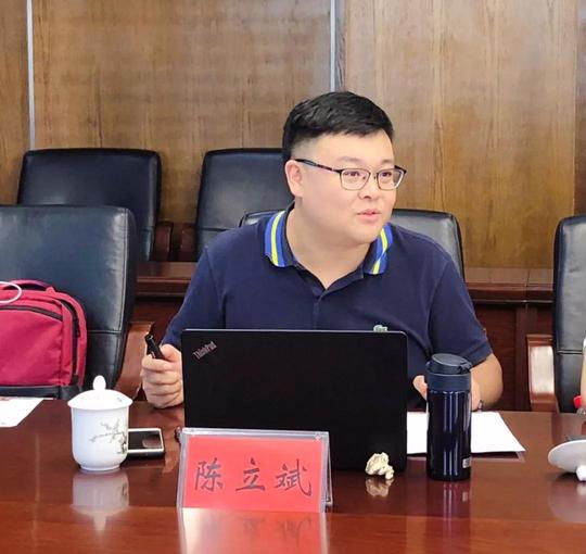 实践教学中心主任,创新创业学院副院长,教务处副处长王小华