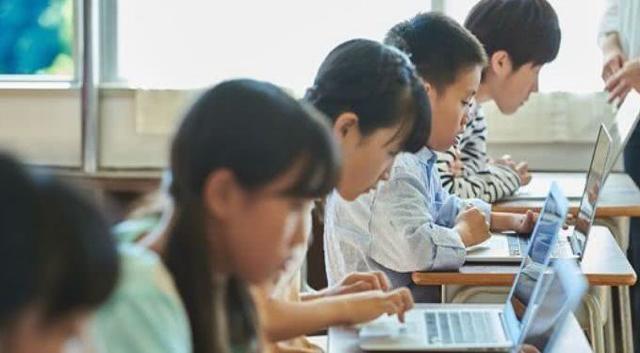 教育部:将编程教育纳入中小学相关课程