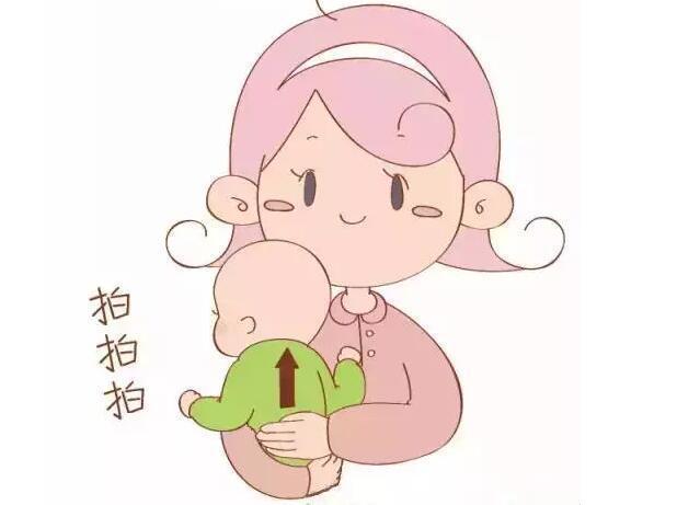 宝宝呛奶正确的处理方式