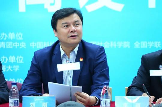 挑战杯时间丨这里是青年人投身创新创业事业的最好"竞技场"!