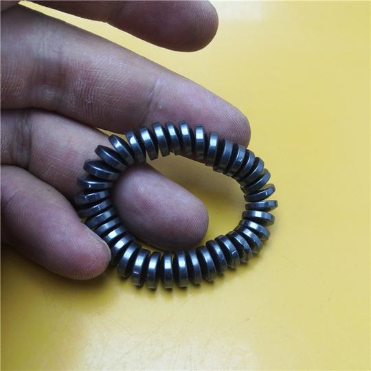 磁疗自发热护肩圆形吸铁石8*3mm巴布贴膏药磁石内裤铁氧体抛光面