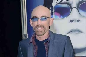 杰基·厄尔·哈利