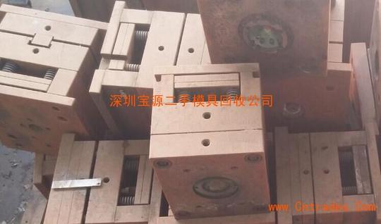 东莞废模具回收清溪收购五金模具长安玩具模具回收,欢迎联系刘海