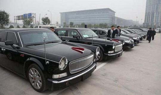 (习大大)而本文开头的国宾车红旗l5,基于2009年国庆检阅车开发而来