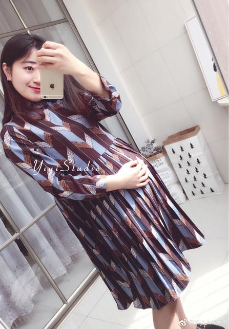 天气忽冷忽热的怎么给孩子穿衣服