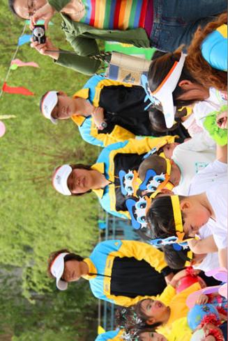托班创业幼儿园迎六一亲子运动会