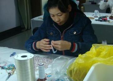 在家手工活赚钱:揭秘在家做手工活赚大钱是真是假?
