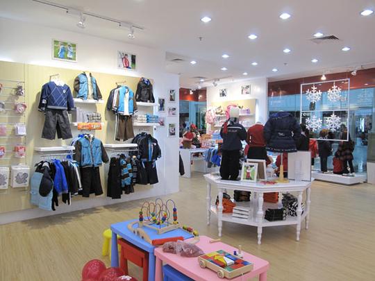 铅笔俱乐部童装店面图