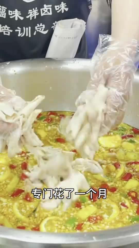 老板专门花了一个月学的手艺小本创业摆摊好项目卤菜