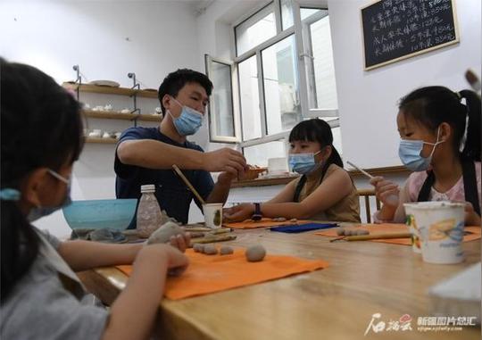 创业故事丨郭德康:小小工作室不到一年纯收入十万元