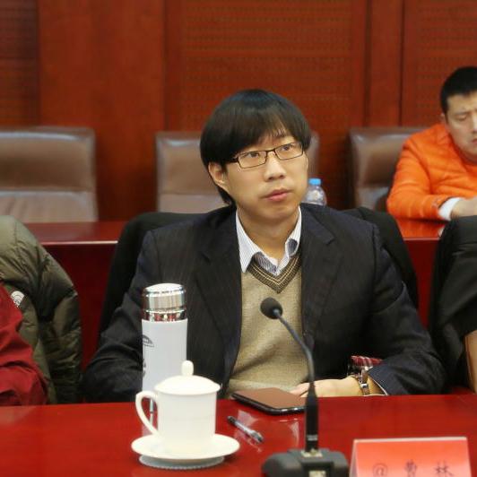文艺版主编杨喧,《中国青年报》新媒体中心视频总监于冰,央视网主编
