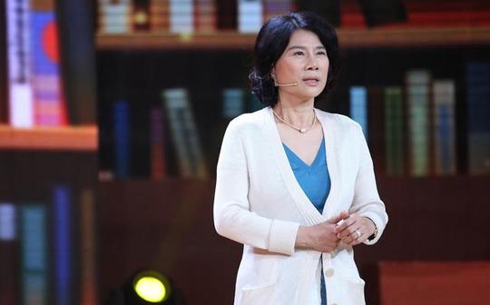 这五个女富豪总资产3千亿,却都还是单身,可惜都到做奶奶的年纪