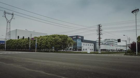 视频素材实拍视频延时摄影上海街头工厂延时拍摄来自视频原始