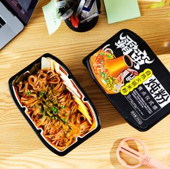 霸蛮新品|自热火锅米粉一份装自热蔬菜脆骨炖粉方便速食