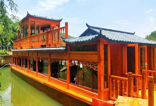 宝山湖旅游区网红荡秋千网红荡秋千,各位小姐姐小哥哥应该在抖音