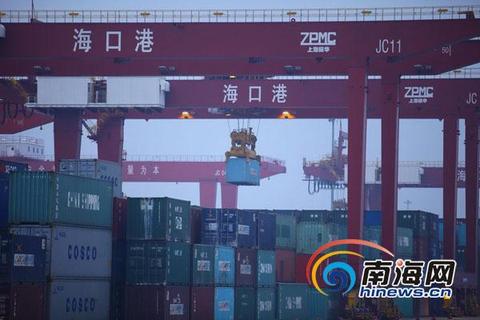 海口港码头船舶到港