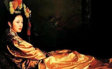慈禧就寝时,此女子站在她的卧室里,所记之事是清朝最高机密