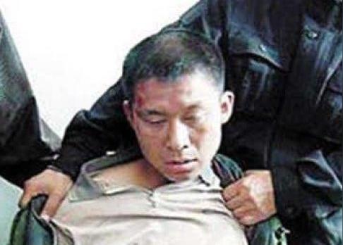 吉林冷血屠夫，因肉摊生意好遭人欺负，一怒之下，连增12缕亡魂
