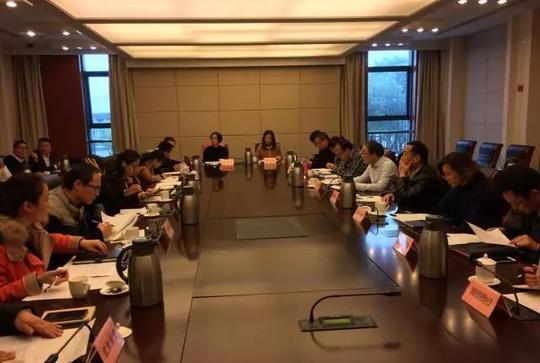 教育正文12月1日,召开县党群创业扶助工作联席会议,审核确定第18批