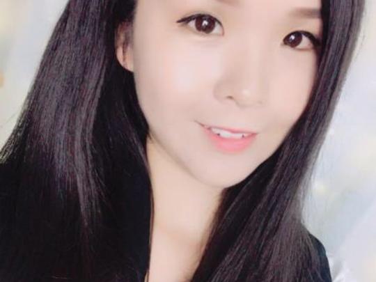 不二瓷娃娃的直播