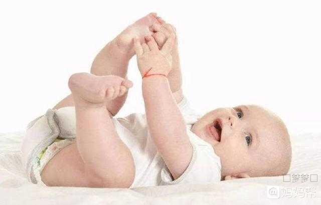 怎么训练3个月的宝宝翻身